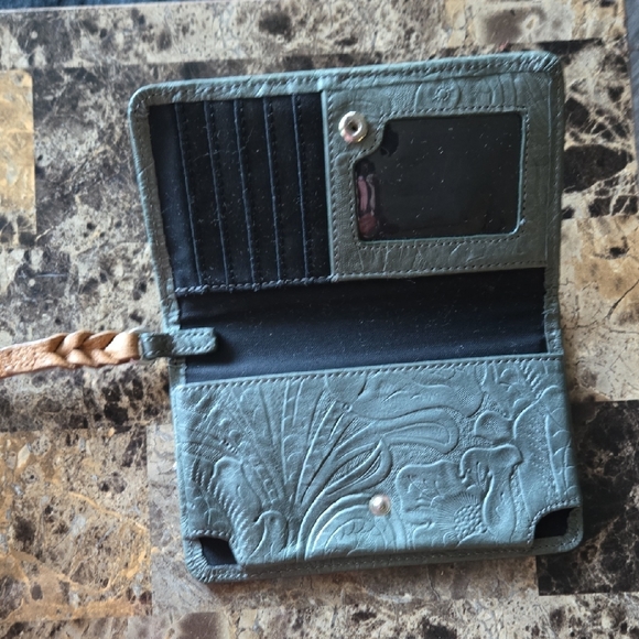 Embossed Blue/gray Wristlet Clutch - Picture 3 of 14